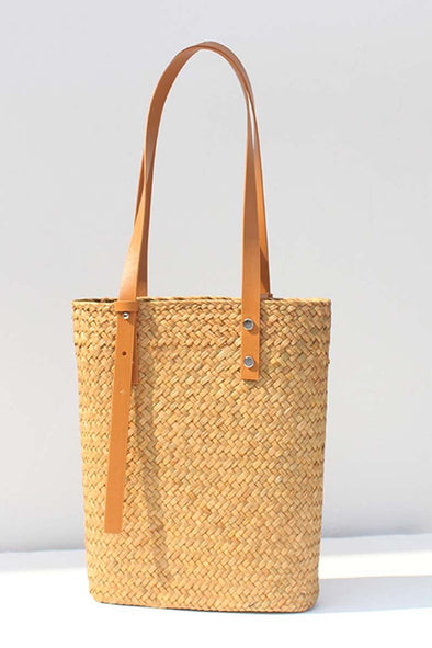 Simple shoulder bag, hand-woven niche design, hand-held beach bag for women