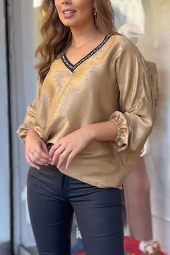 Women's Casual V-neck Long-sleeved Gold-stamped T-shirt